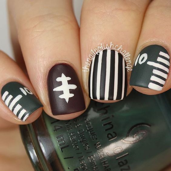 30 Football Nail Designs For Football Lovers